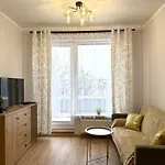 Theapartments Limanowskiego Apartment *